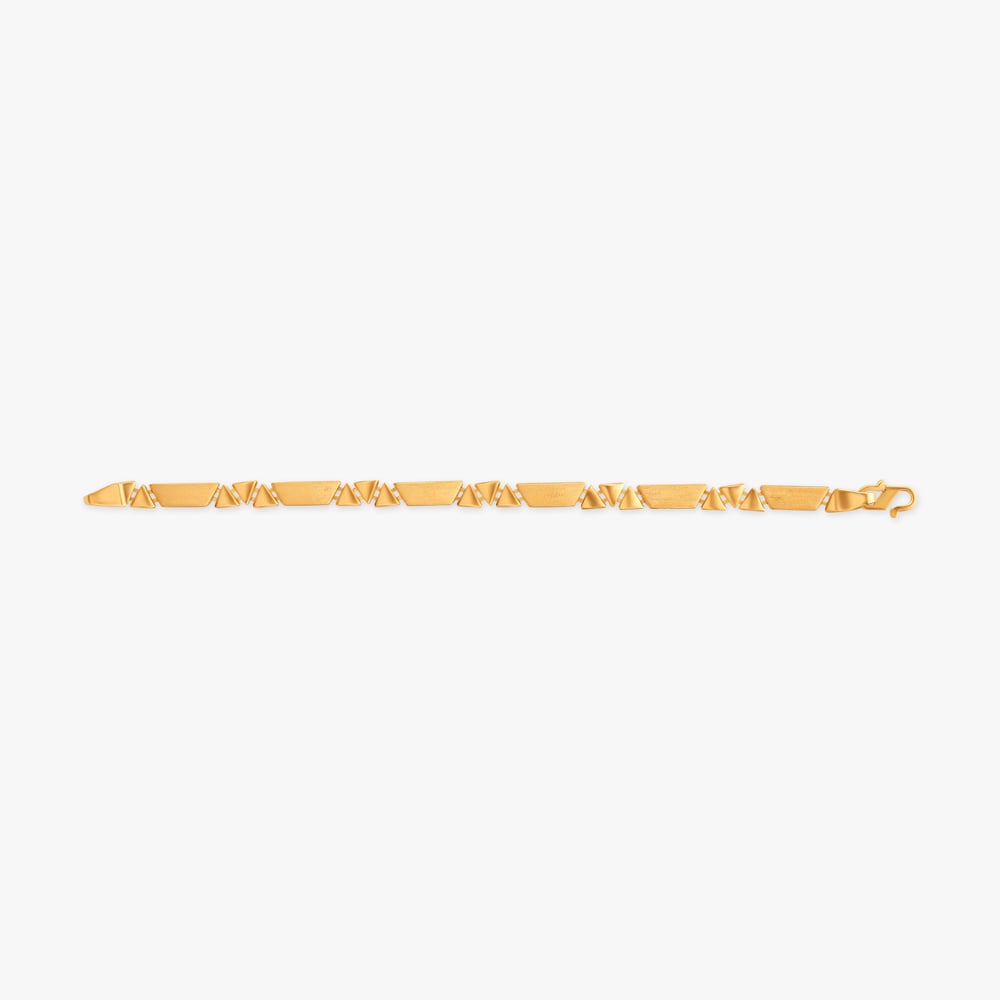 

Sleek Gold Bracelet