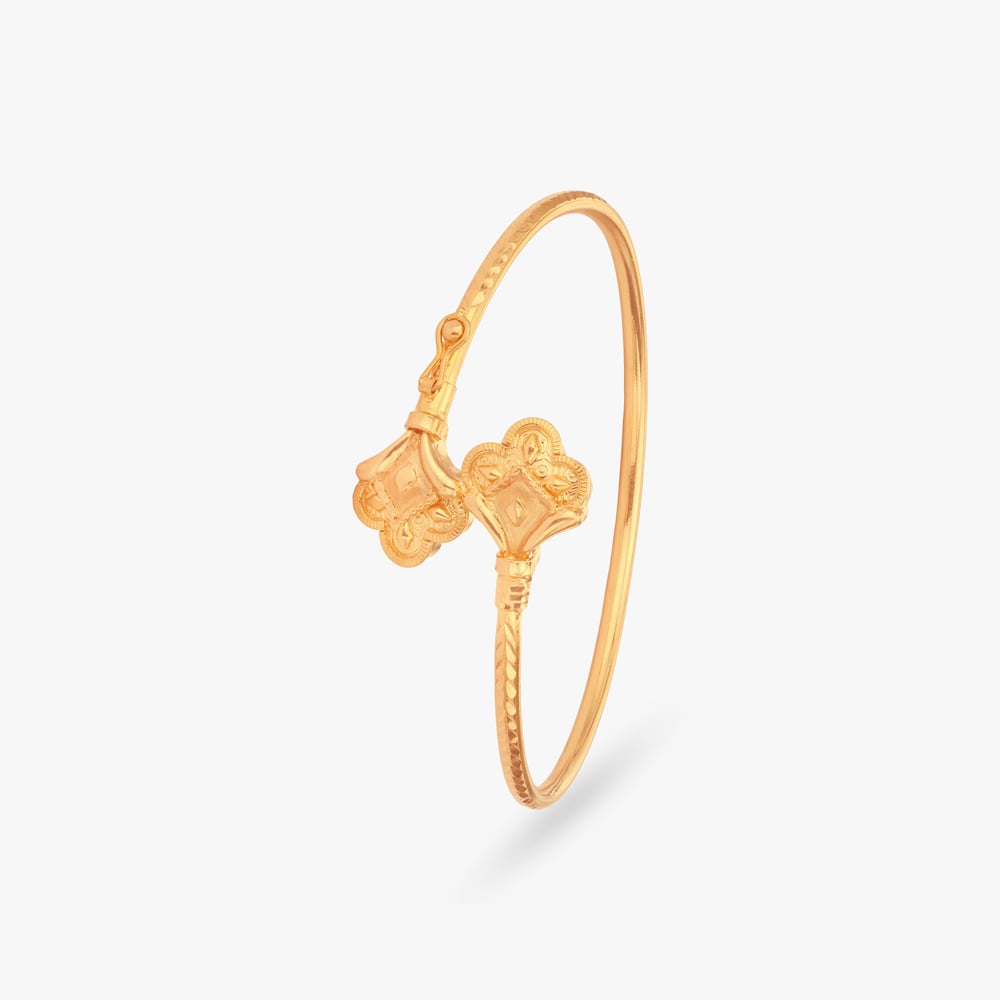 Alpona Grace Loha Gold Bangle,,hi-res image number null