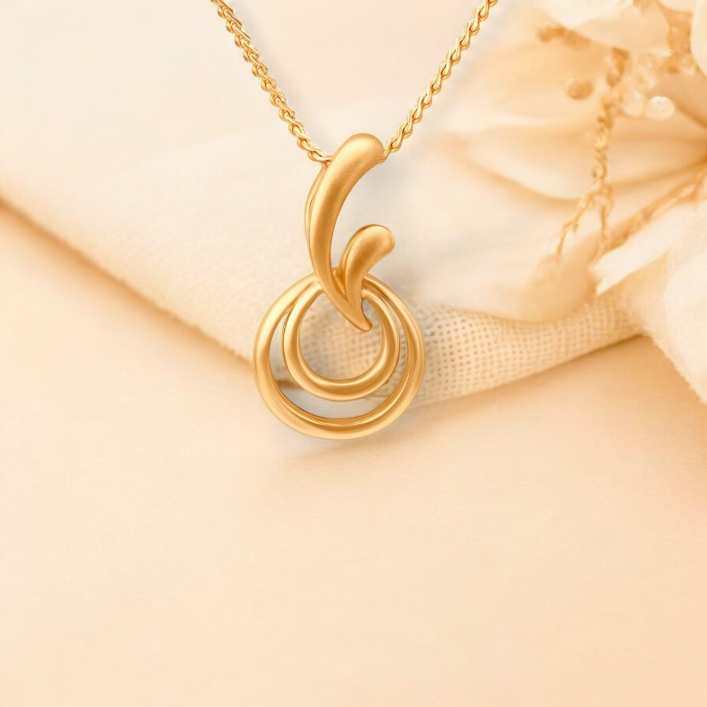 

Charming Delicate Pendant