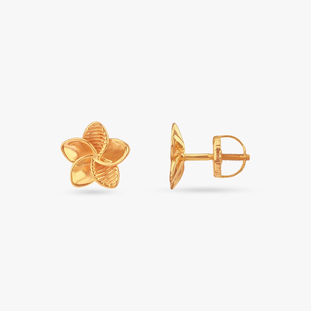 Petal Aura Gold Pendant and Earrings Set,,hi-res image number null