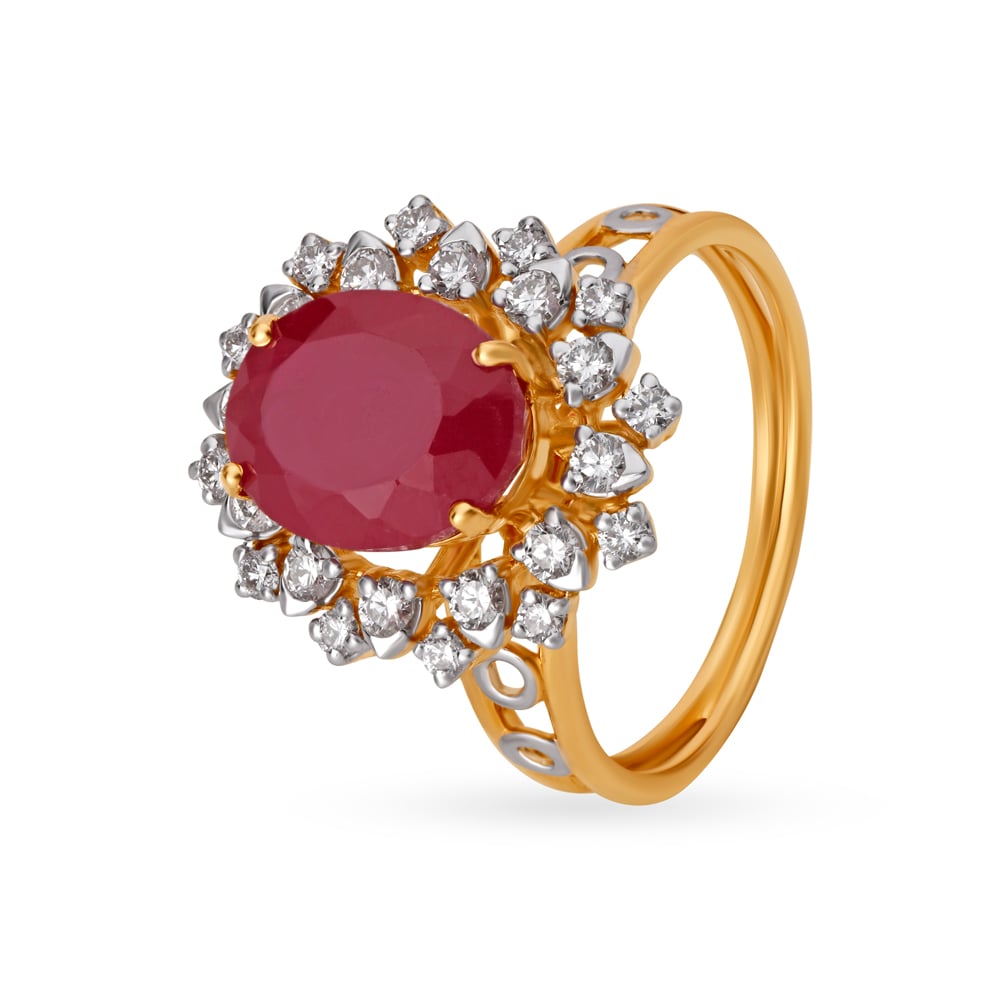 Spellbinding 18 Karat Yellow Gold And Diamond Oval Ring,,hi-res image number null