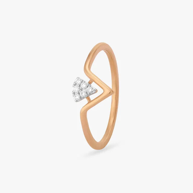 Chevron Point Diamond Ring,,hi-res image number null