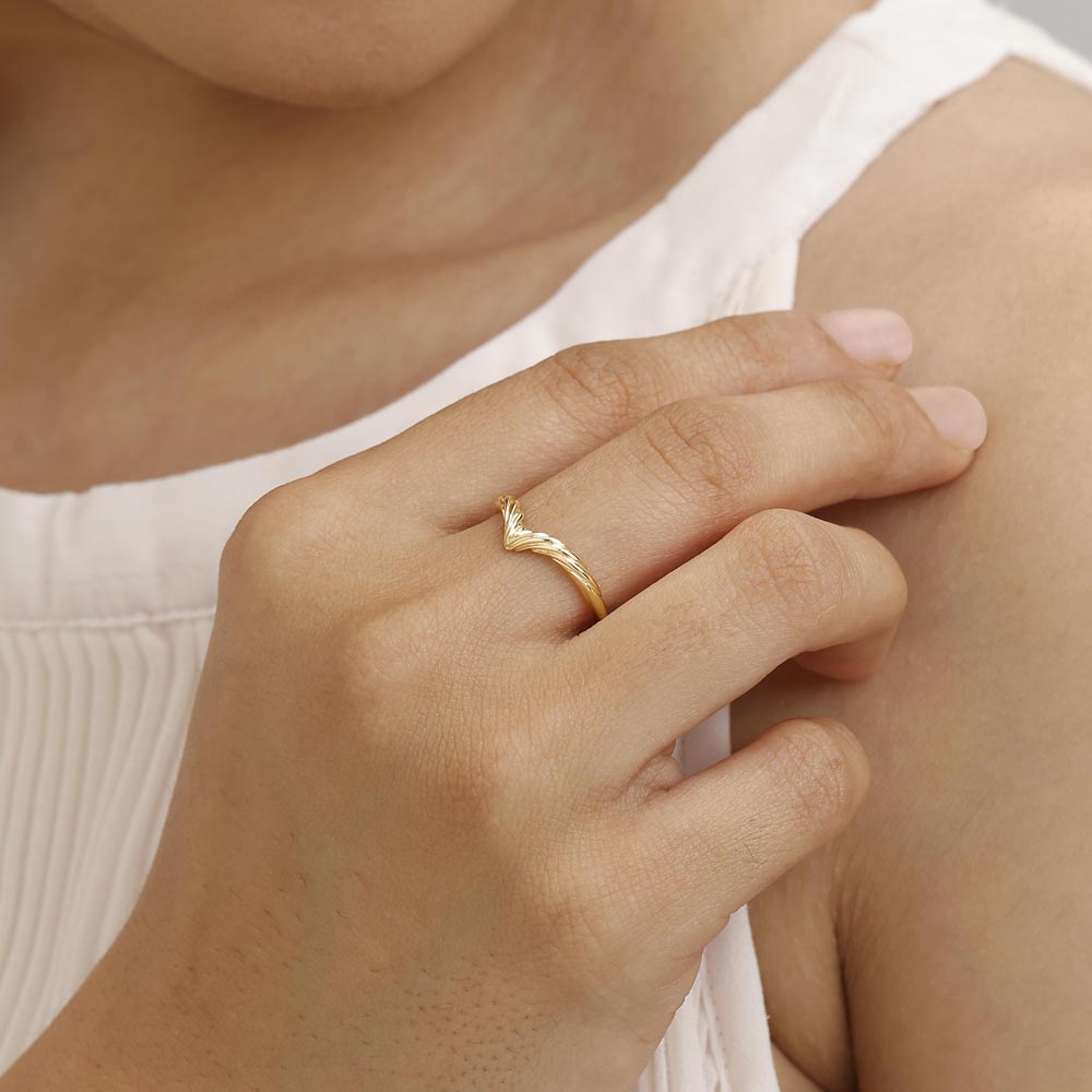 Wavy Charm Gold Ring,,hi-res image number null