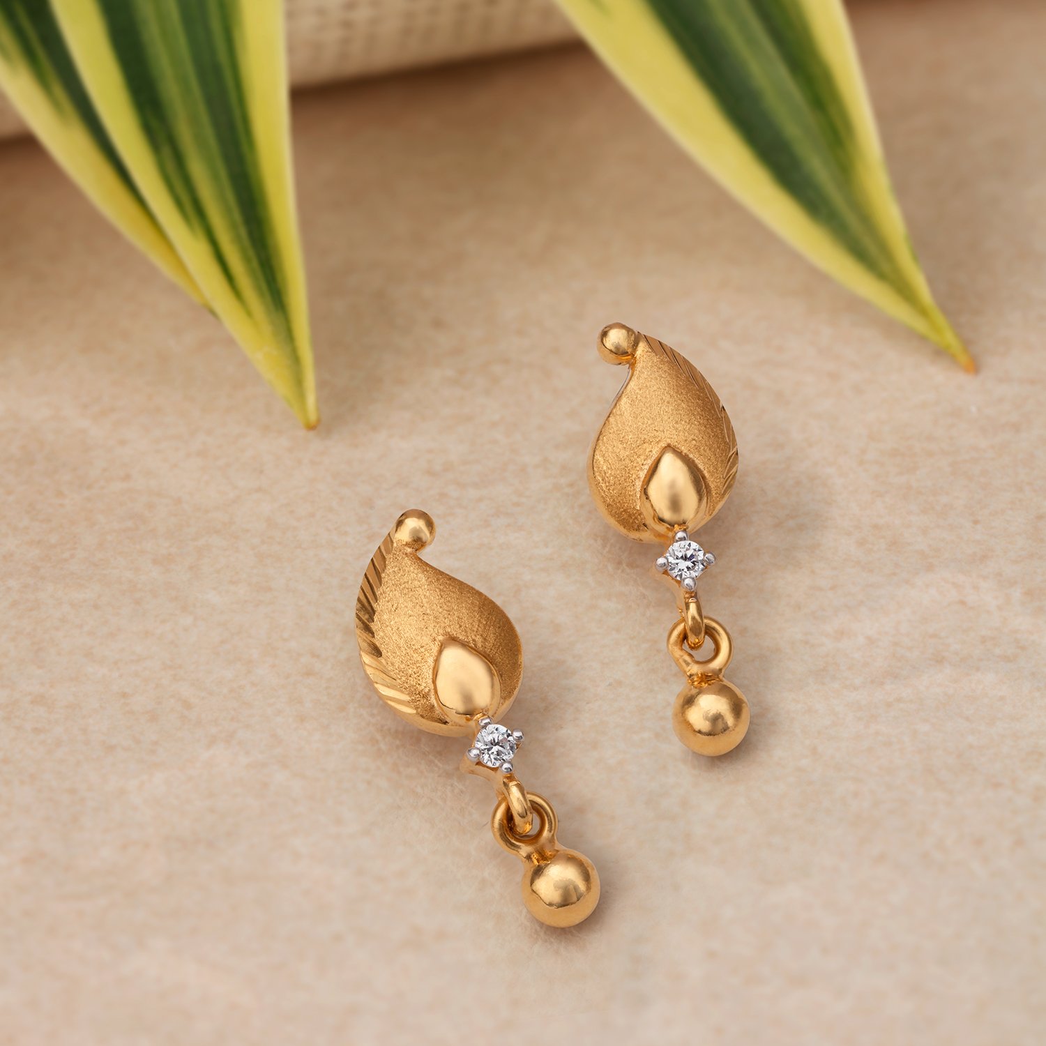Gold earrings sales without stones