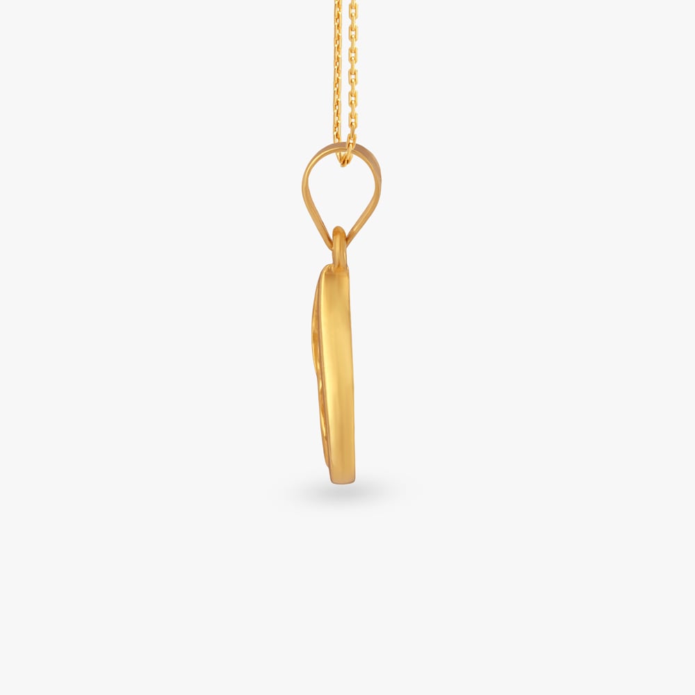 

Striking Flame Gold Pendant