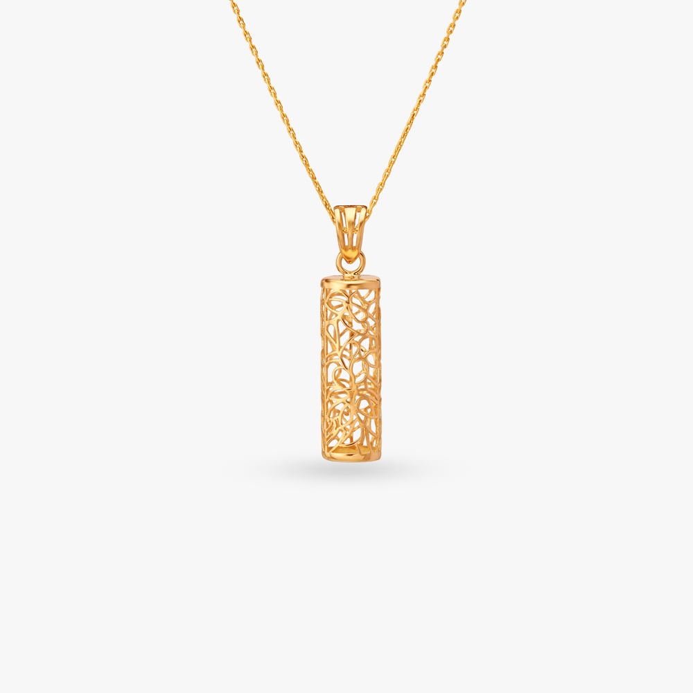 

Delicate Gold Pendant