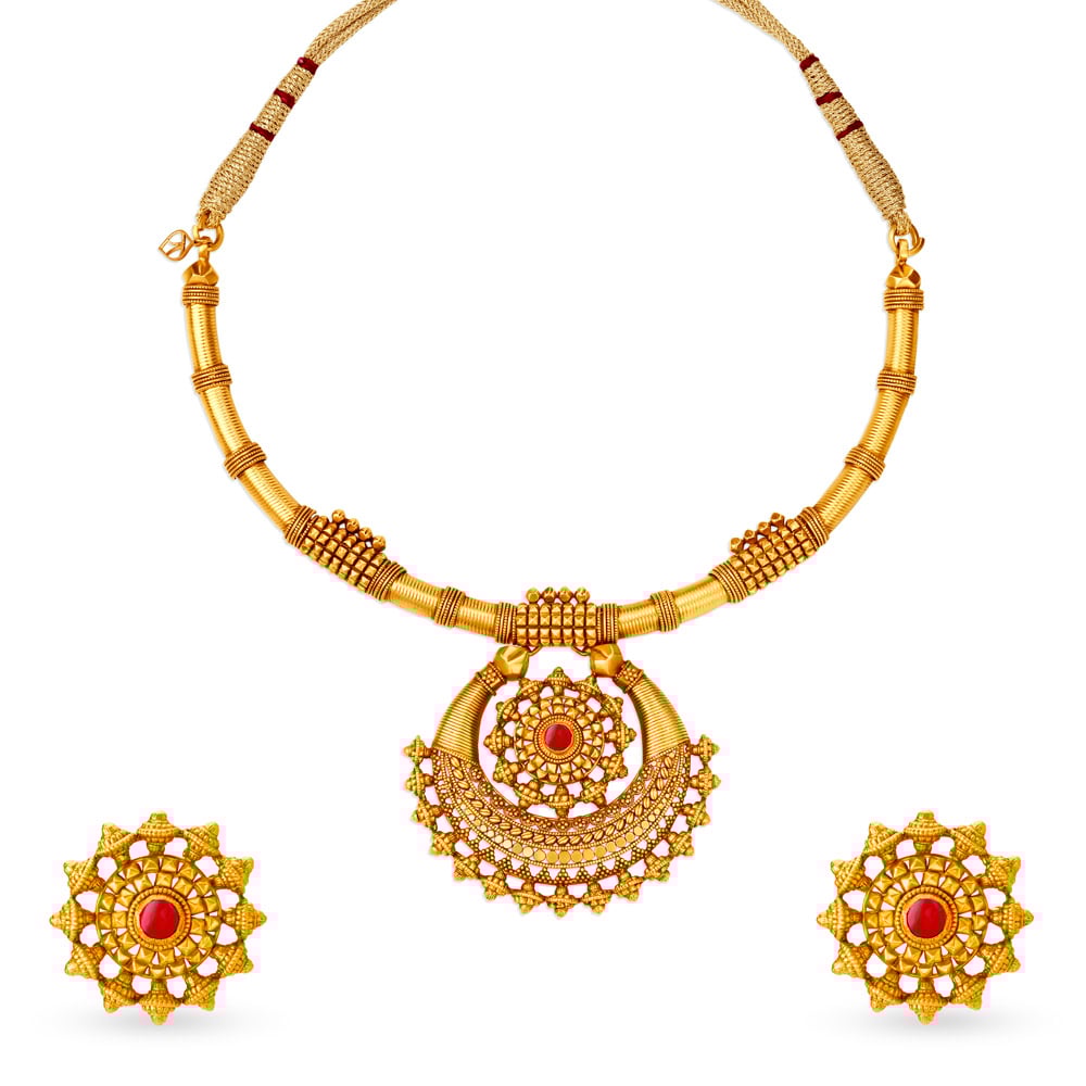 Wondrous Gold Necklace Set for the Punjabi Bride,,hi-res image number null