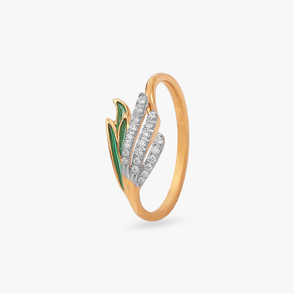 

Verdant Wing Diamond Ring