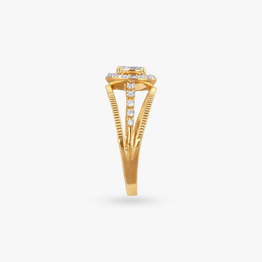 Halo Split Diamond Ring,,hi-res image number null