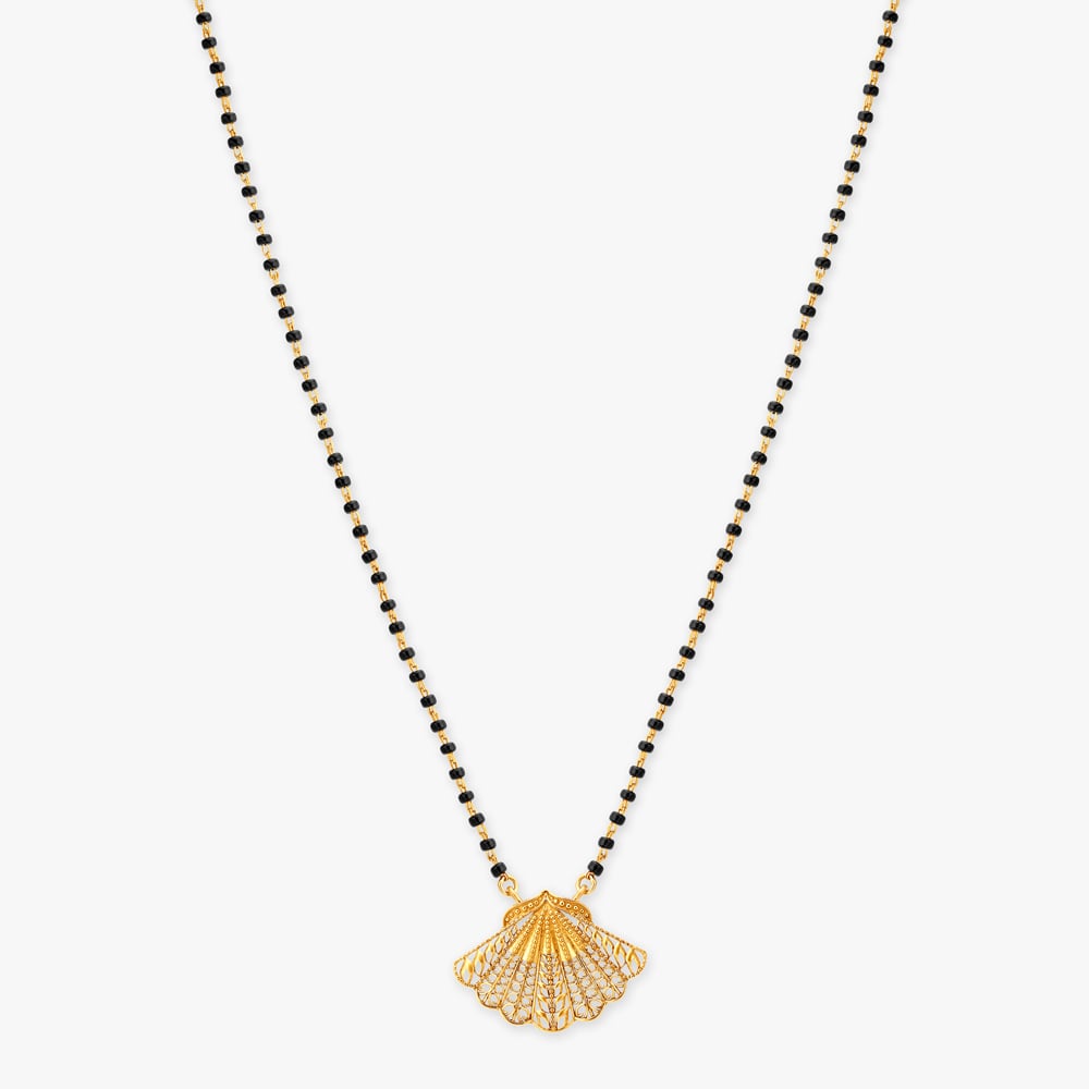 Shell-Shaped Gold Mangalsutra,,hi-res image number null