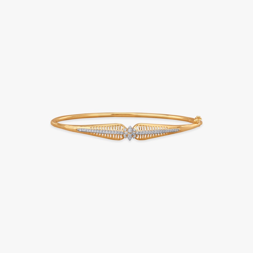 

Sculpted Beam Diamond Bangle