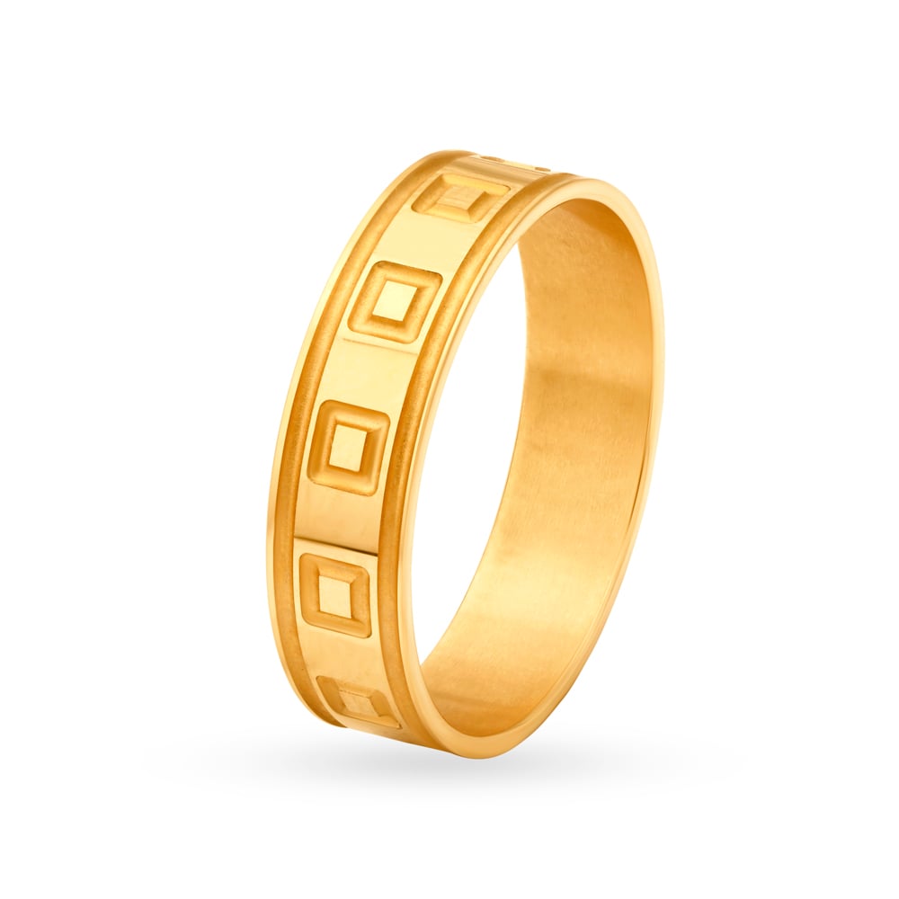 

Handsome 22 Karat Gold Geometric Band Ring