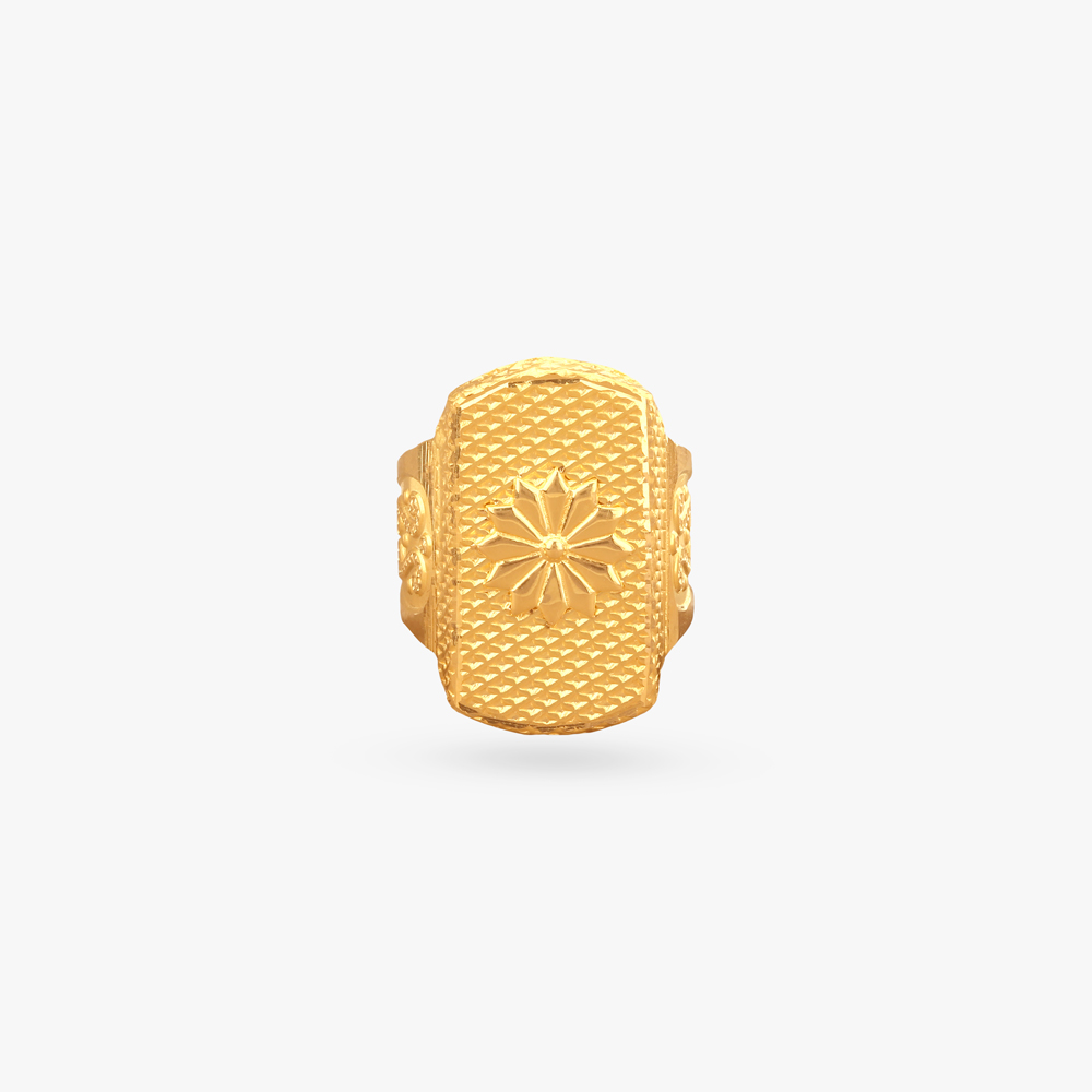 

Heritage Crest Gold Ring for Men