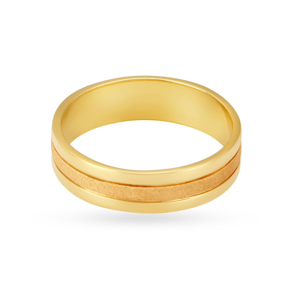 Sophisticated 22 Karat Yellow Gold Striped Finger Ring,,hi-res image number null