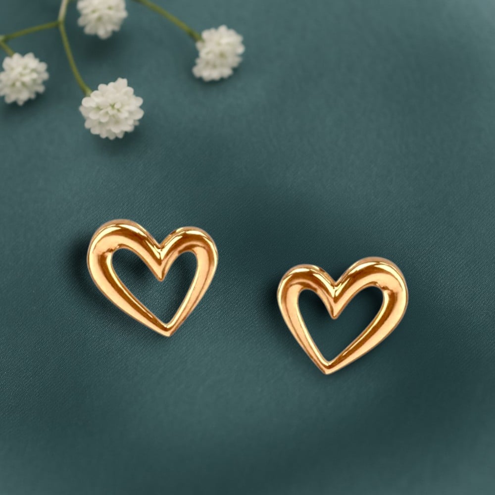 

Minimalist Heart Gold Stud Earrings
