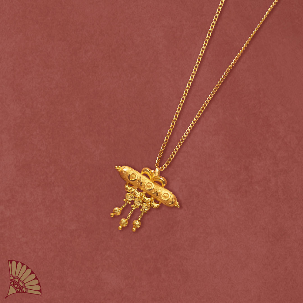 Vine Medallion Gold Pendant,,hi-res image number null