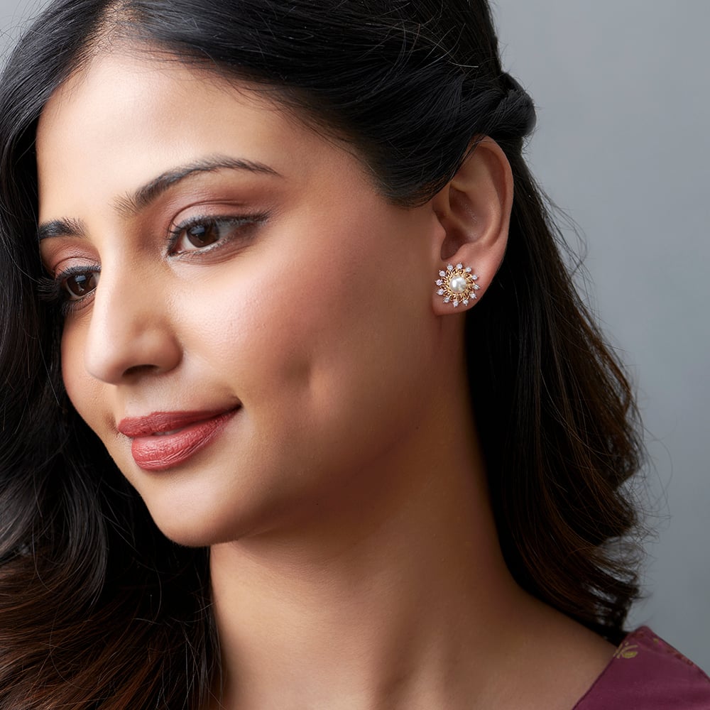 Magnificent Floral Diamond Stud Earrings in Yellow and White Gold,,hi-res image number null