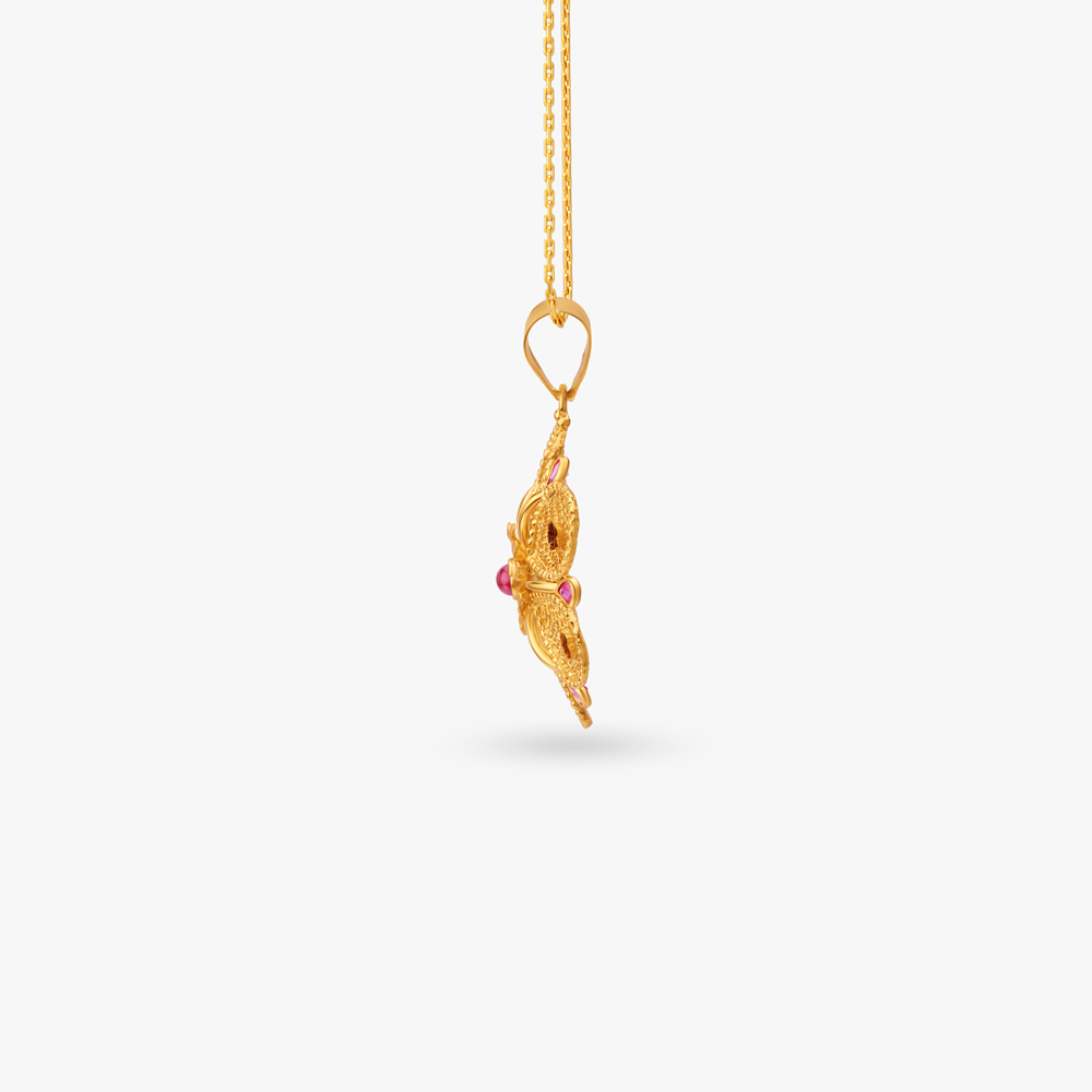 

Floral Mesh Gold Pendant