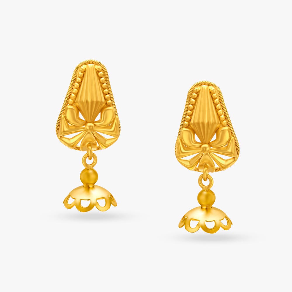 Buy Diamond Earrings Online in India | Shop Latest Diamond Earrings Designs  Online | Tanishq | Diamond studs, Diamond earrings studs, Diamond earrings  online