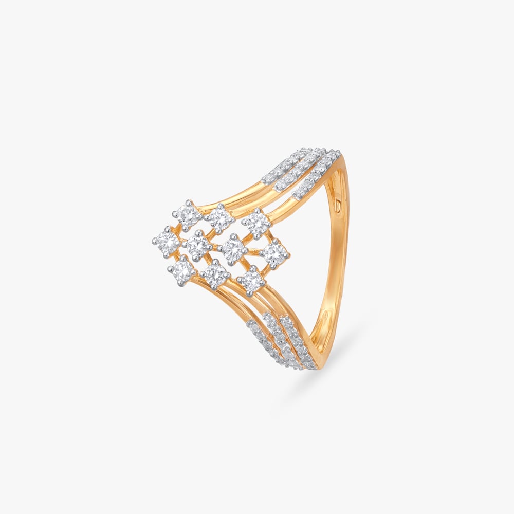 

Imperial Gleam Diamond Finger Ring