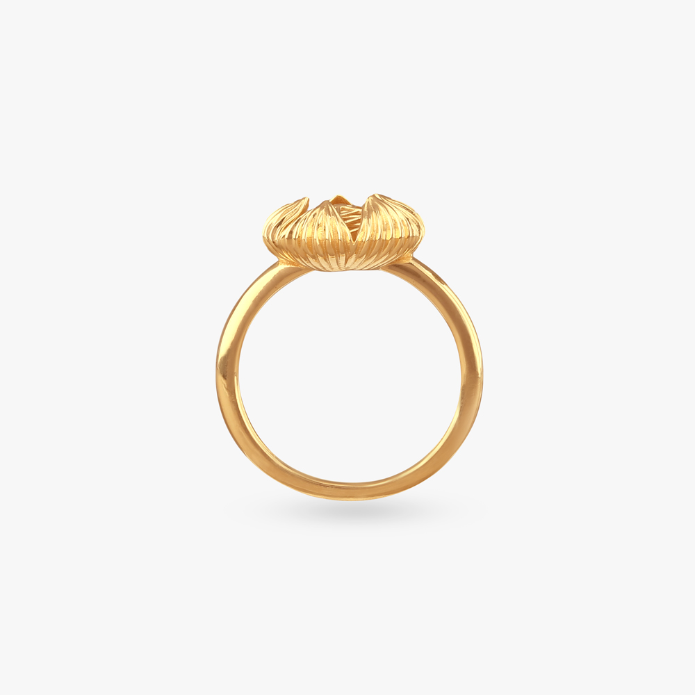 Floral Radiance Gold Ring,,hi-res image number null