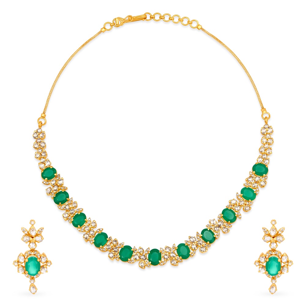 Aesthetic Onyx Studded Subtle Floral Design Gold Necklace Set,,hi-res image number null