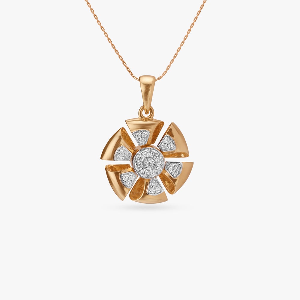 

Versatile Muse Diamond Pendant