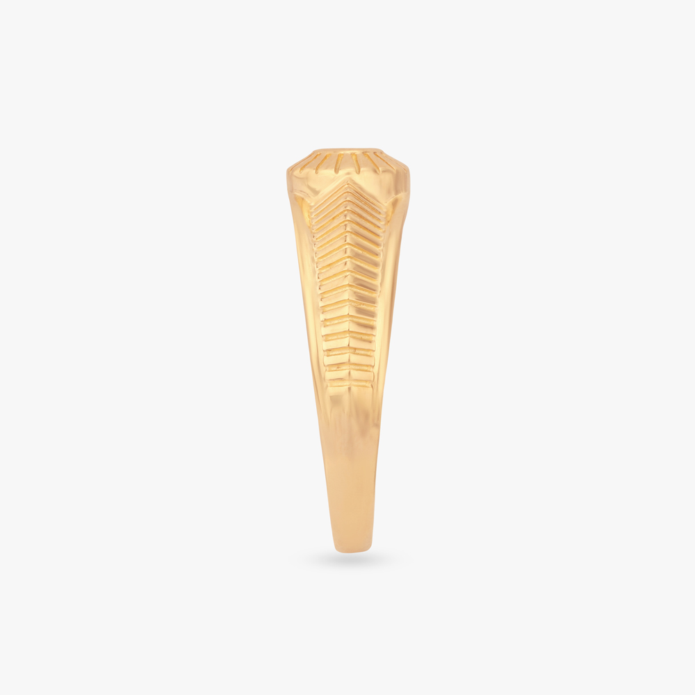 Regal Sunburst Gold Ring for Men,,hi-res image number null
