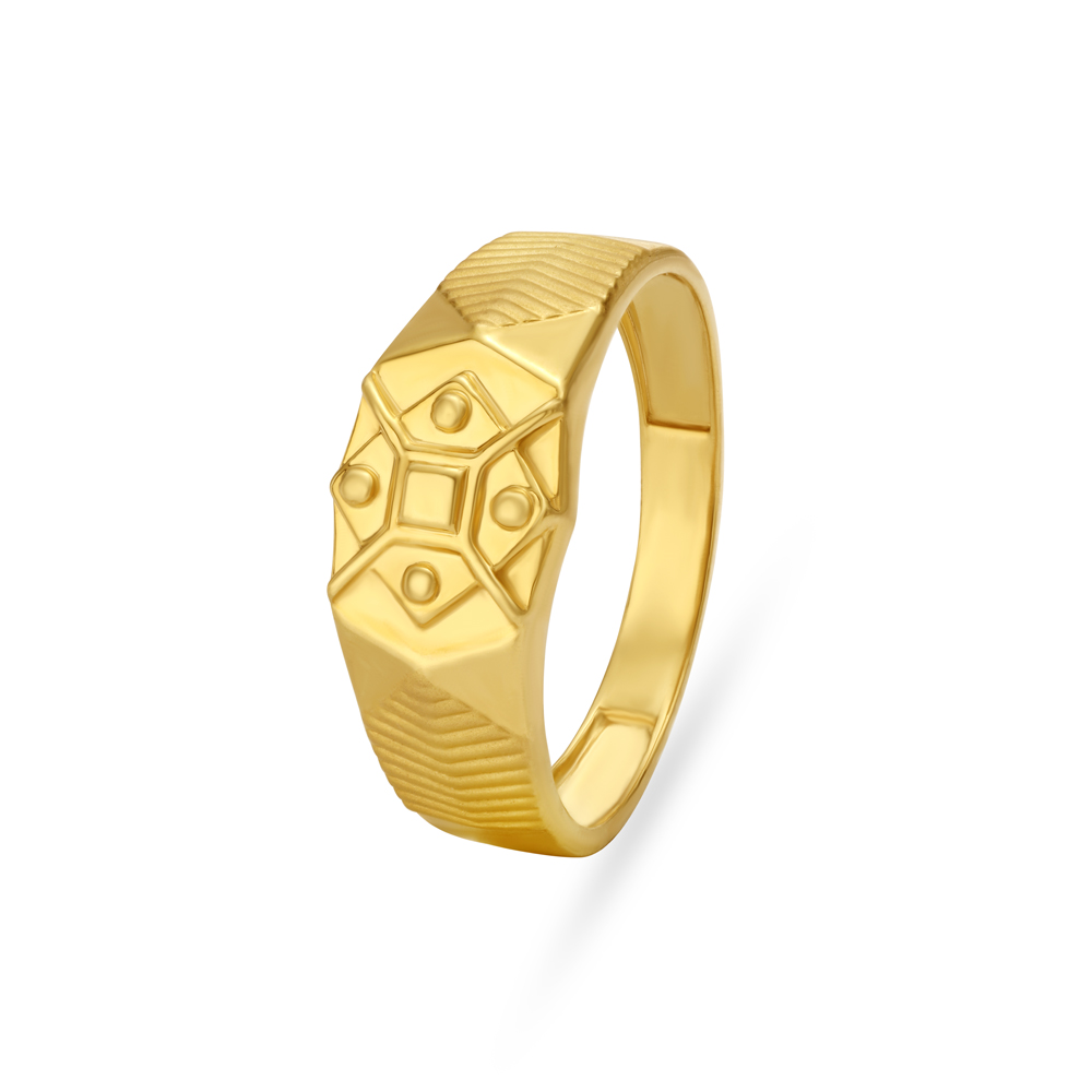 Rhombic Carved Gold Finger Ring For Men