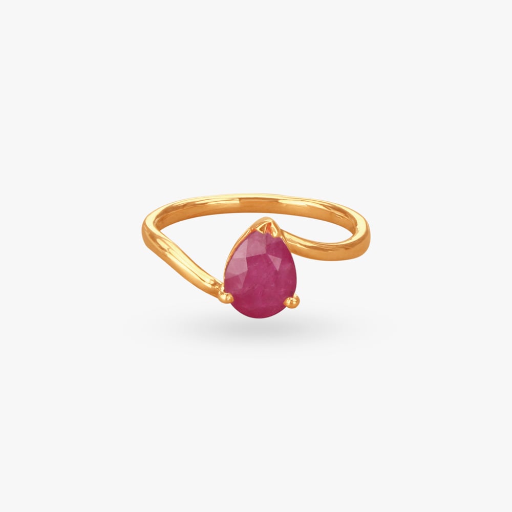 Ruby Radiance Gold Finger Ring,,hi-res image number null