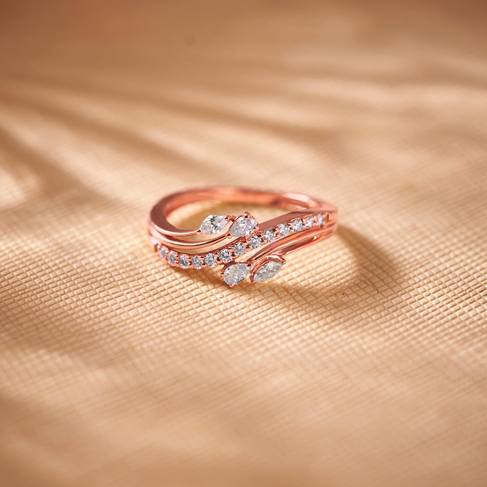 

Charming Spring Diamond Ring