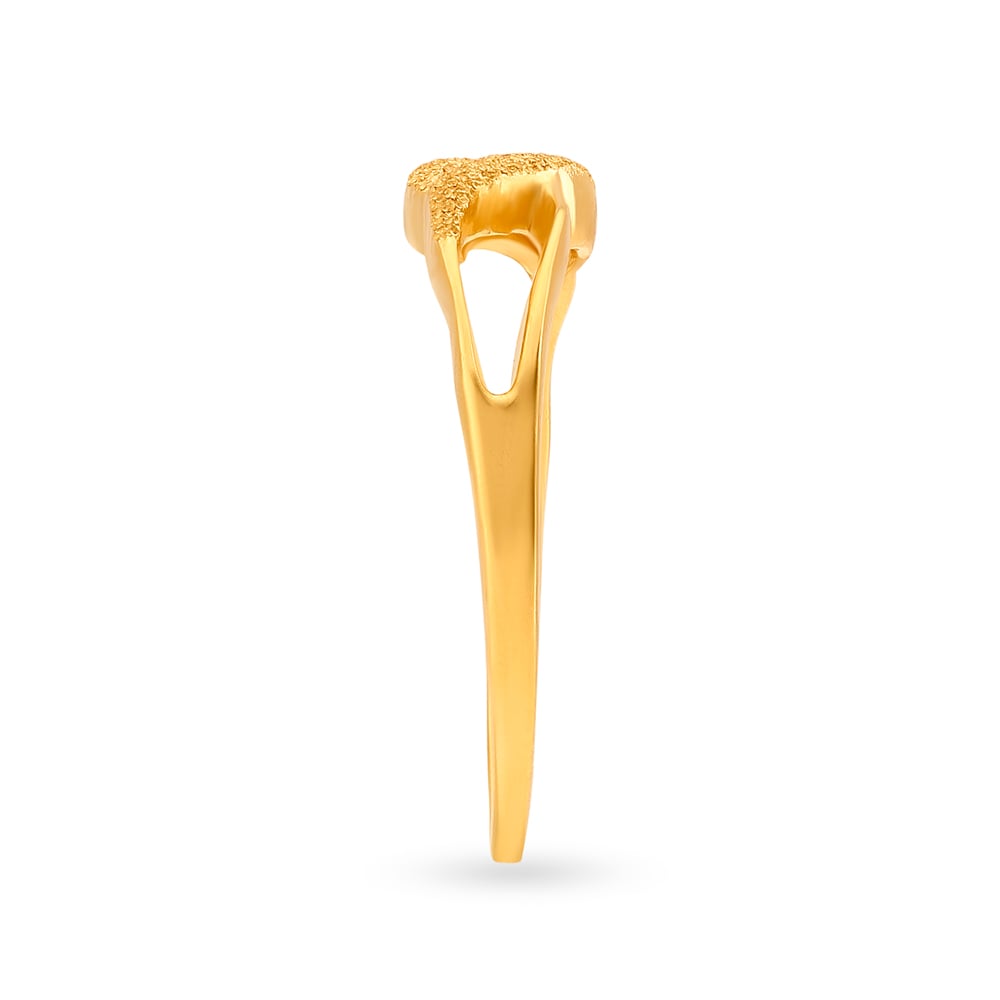 Dainty Charming Gold Ring,,hi-res image number null