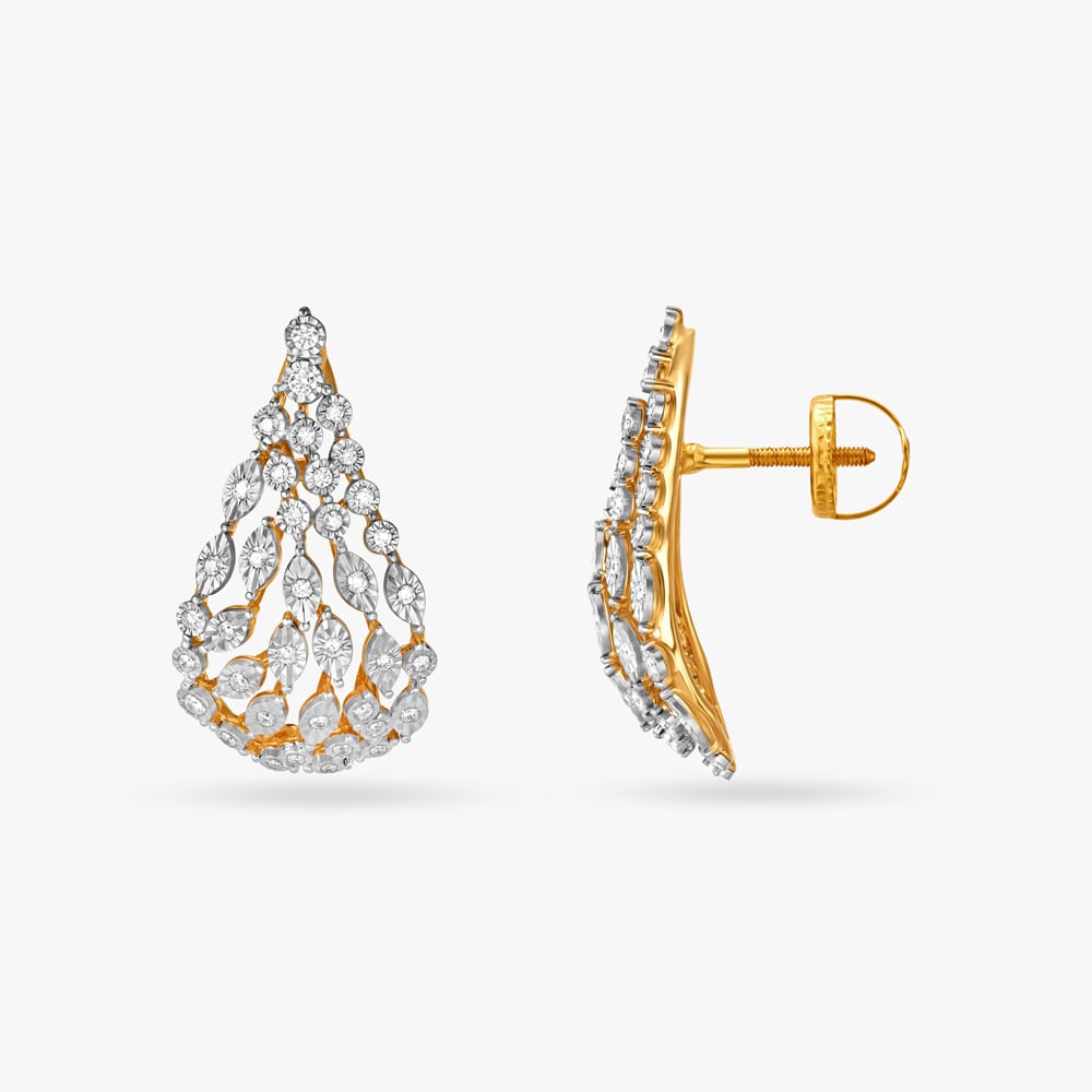 Alluring Teardrop Diamond Pendant and Earrings Set,,hi-res image number null