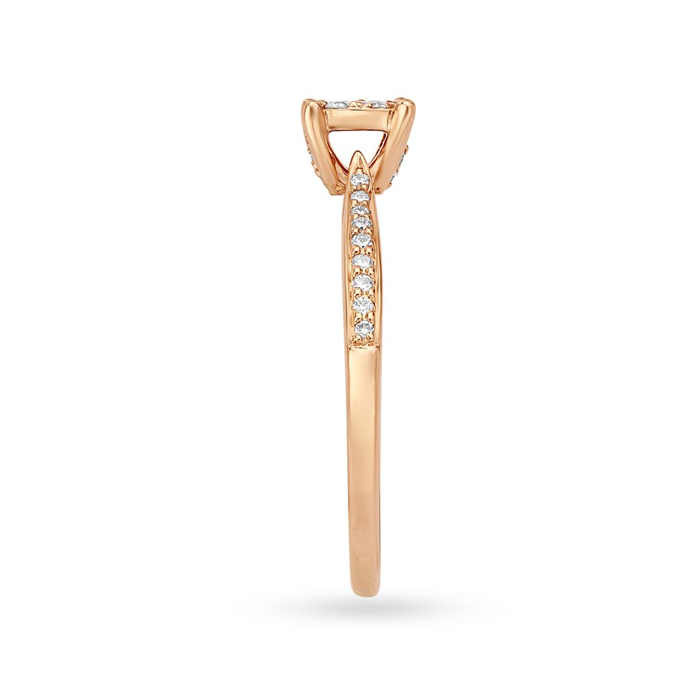 Luxurious Diamond Finger Ring,,hi-res image number null
