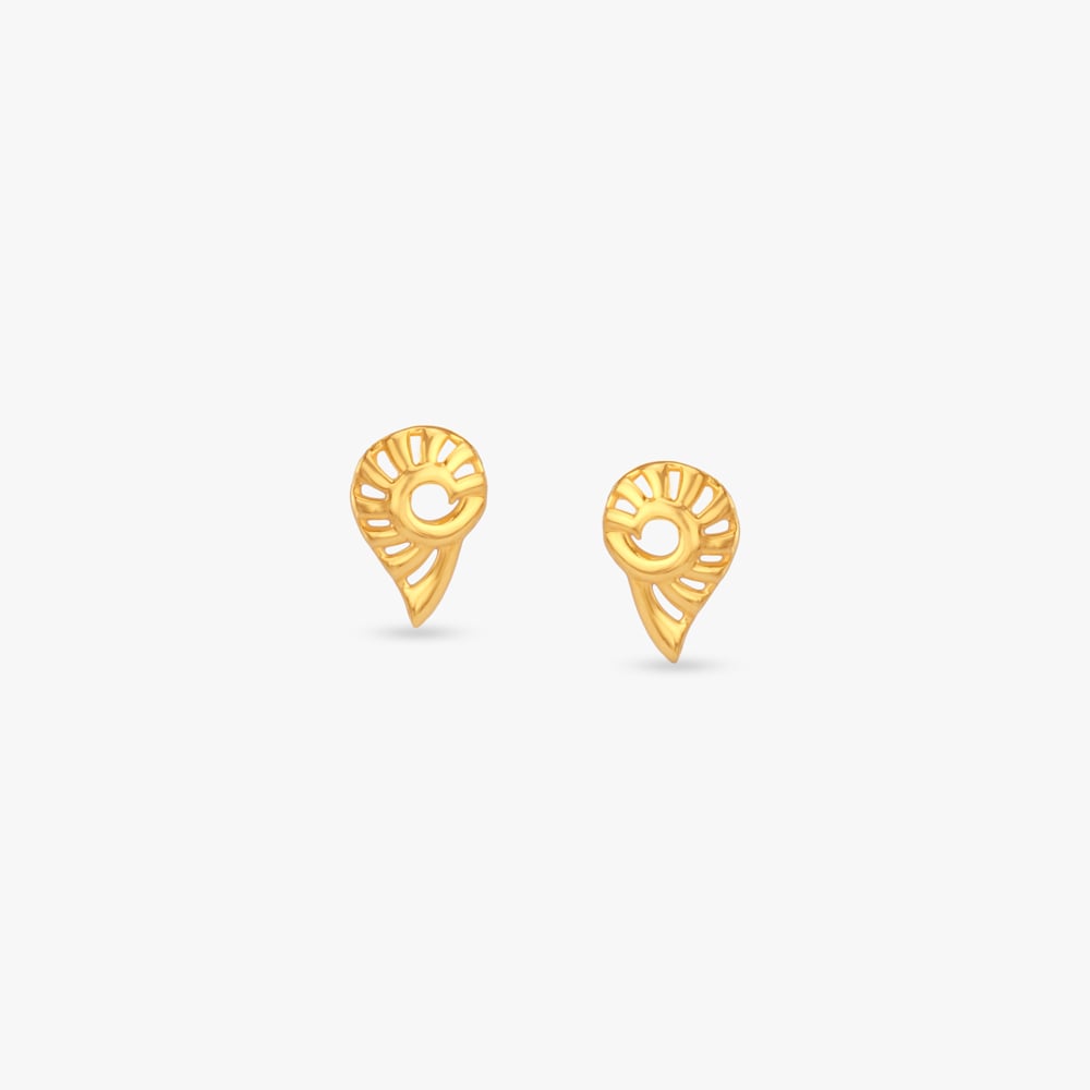 

Radiant Curl Gold Stud Earrings