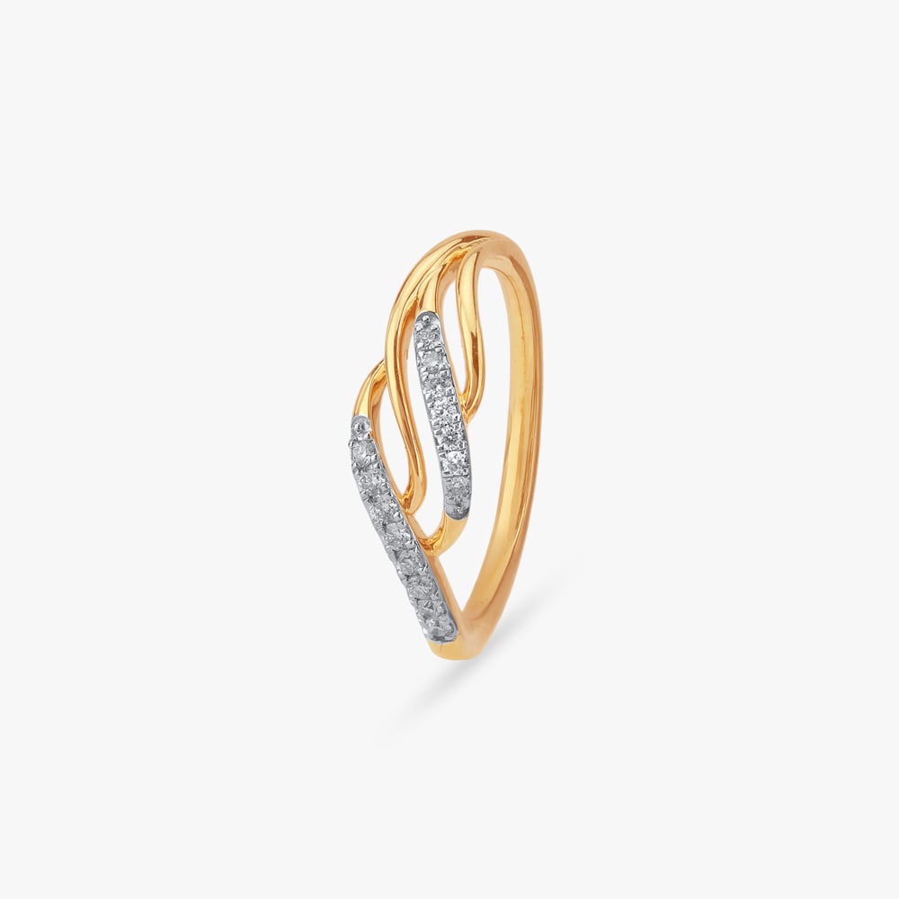 

Ripple Glint Diamond Ring