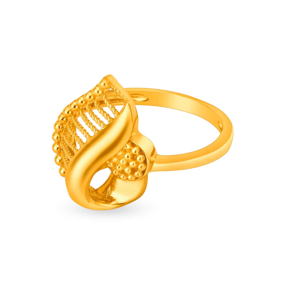 Regal Paisley 22 Karat Gold Finger Ring,,hi-res image number null