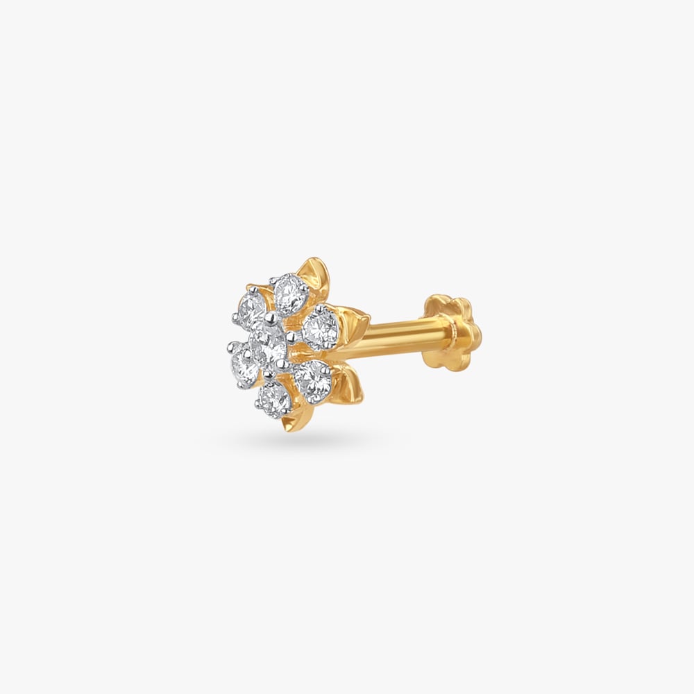 

Petal Perfection Diamond Nose Pin