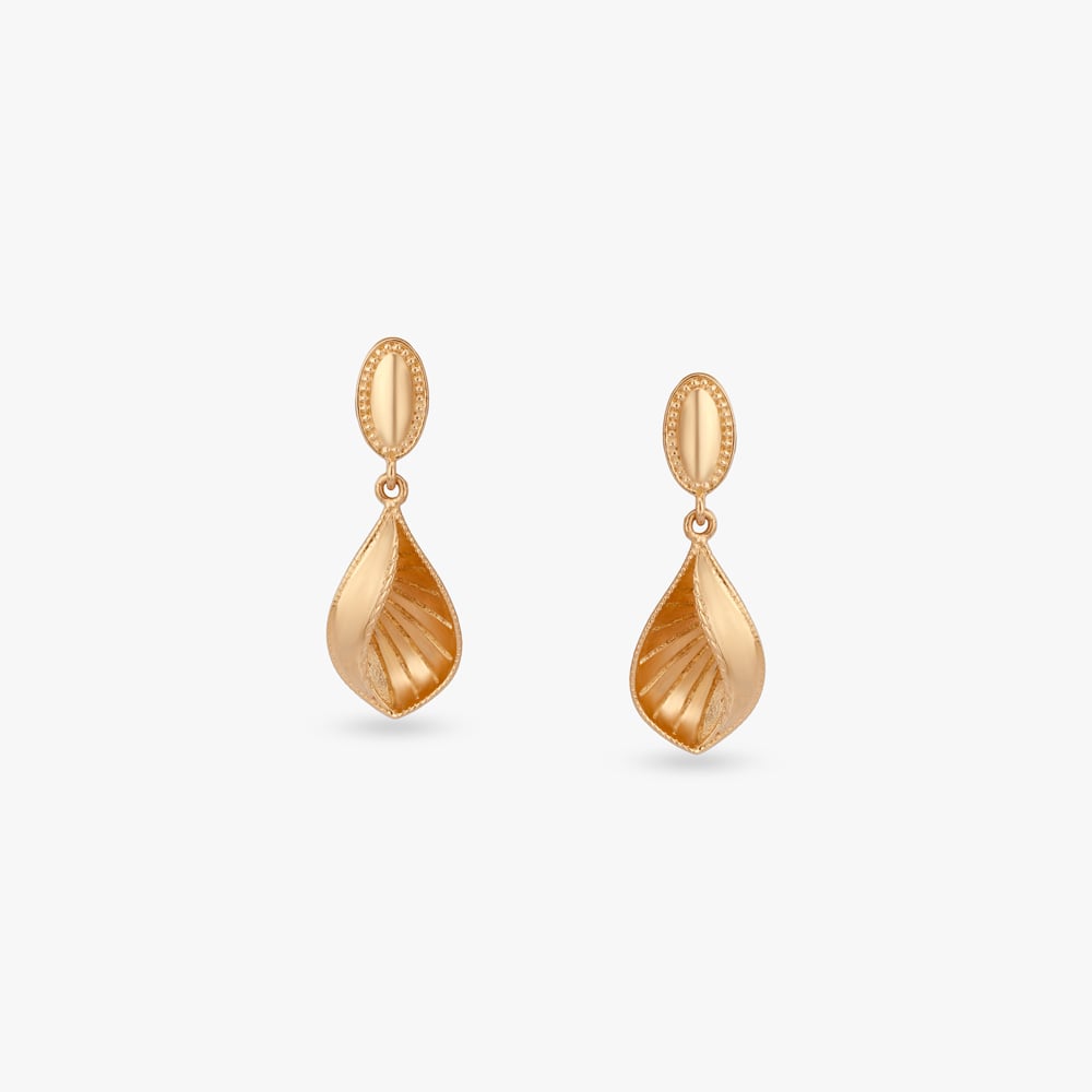 

Elegant Teardrop Gold Drop Earrings