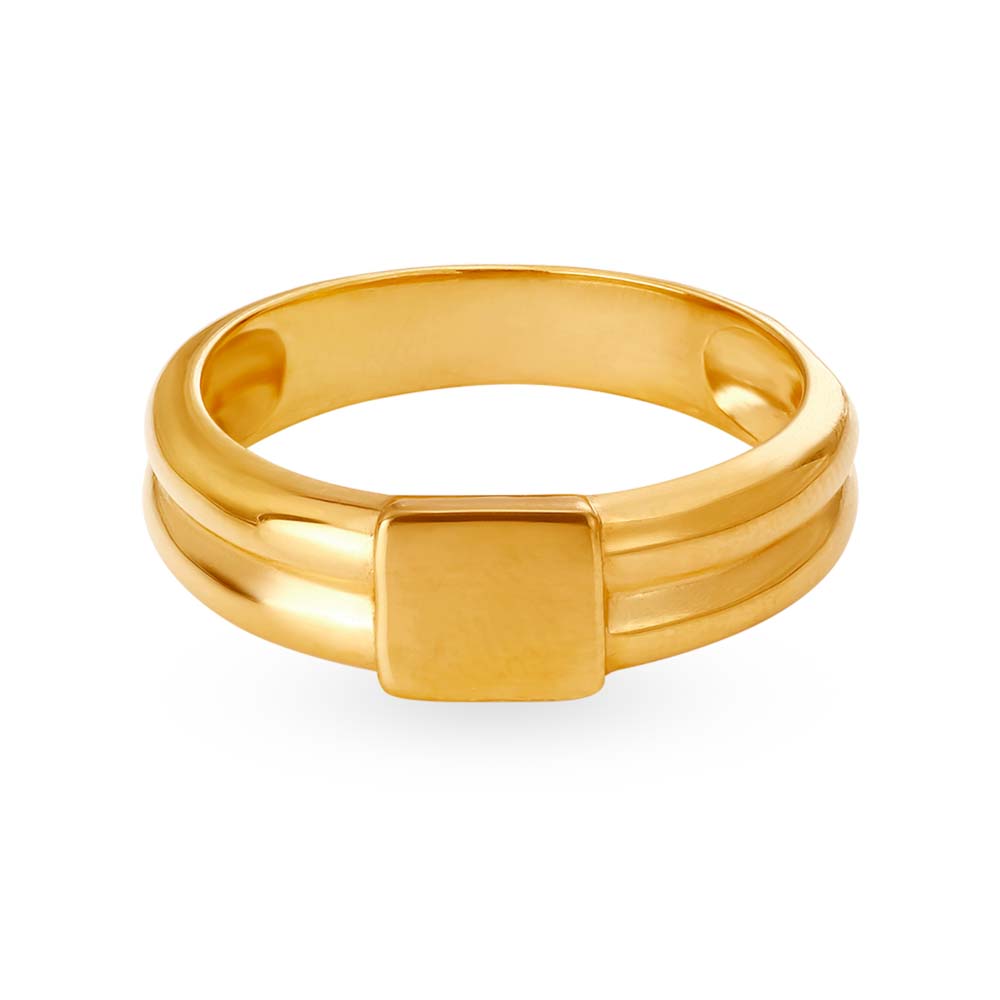 Ornate Gold Finger Ring for Men