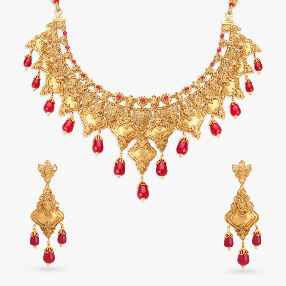 Grandeur Gold Necklace Set,,hi-res image number null
