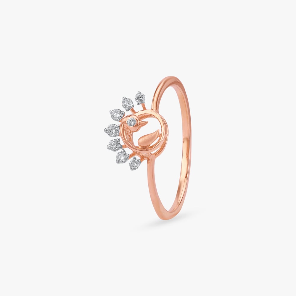 

Peacock Glint Diamond Ring