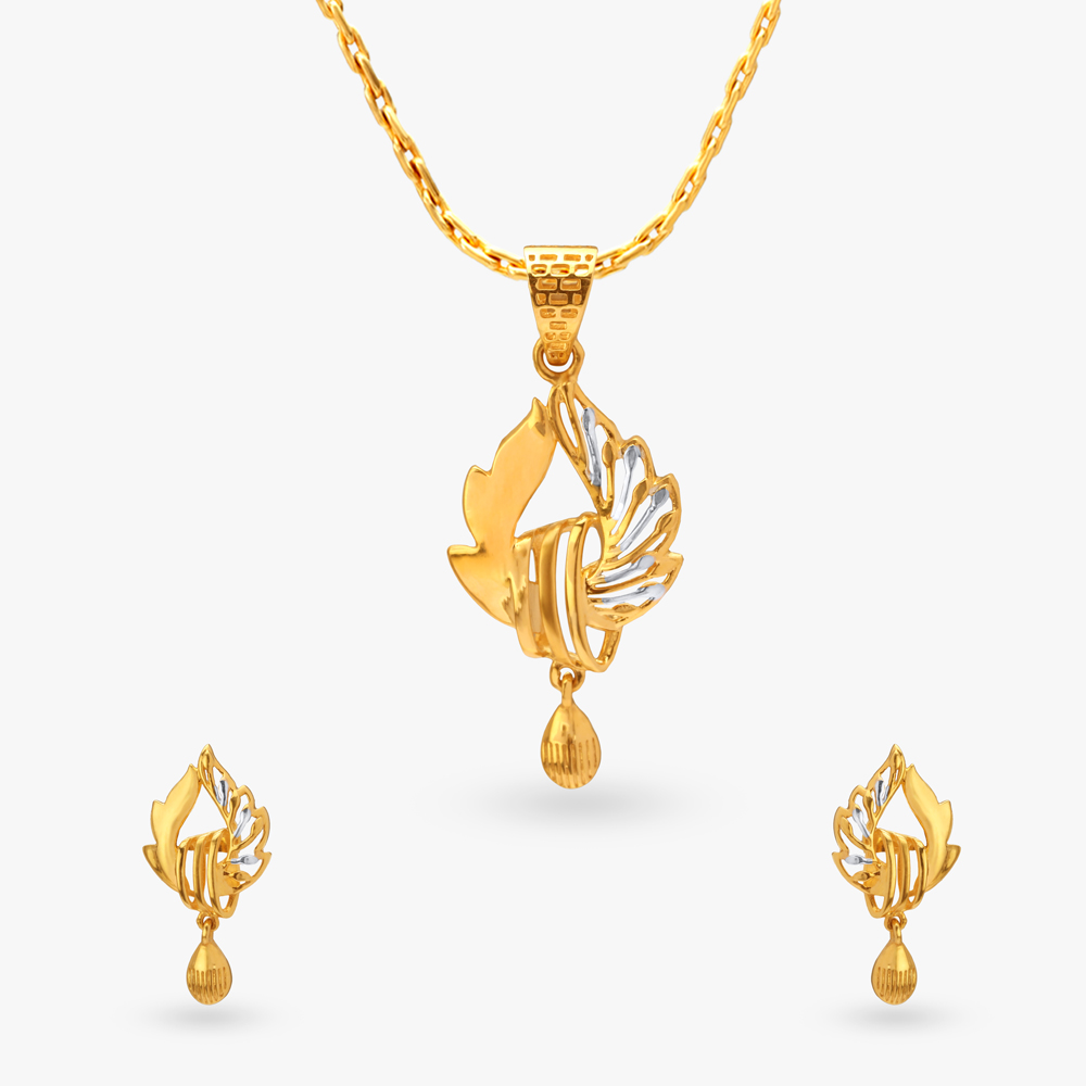 Elegant Gold Pendant and Earrings Set,,hi-res image number null