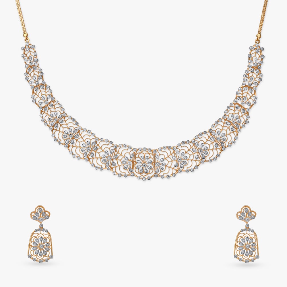

Laced Reverie Diamond Necklace Set