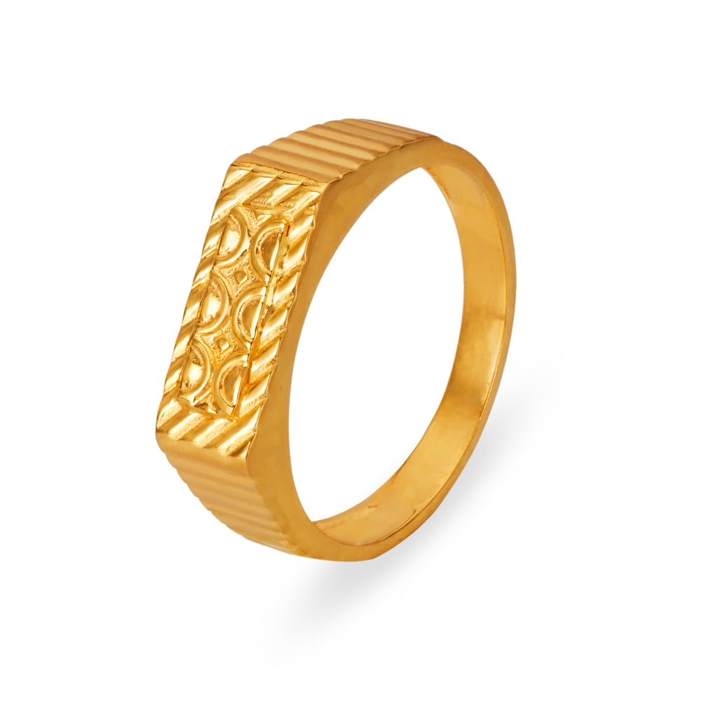 Rectangle Pattern Gold Finger Ring for Men