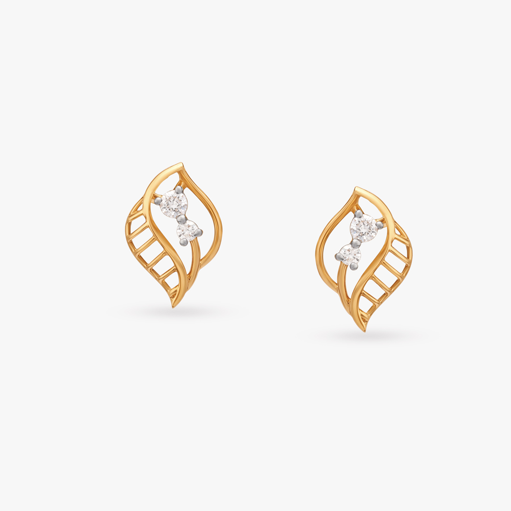 

Luminous Curve Diamond Stud Earrings