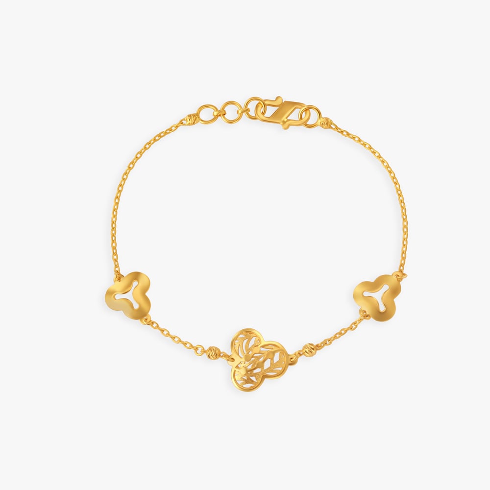 Wavy Glamour Gold Bracelet