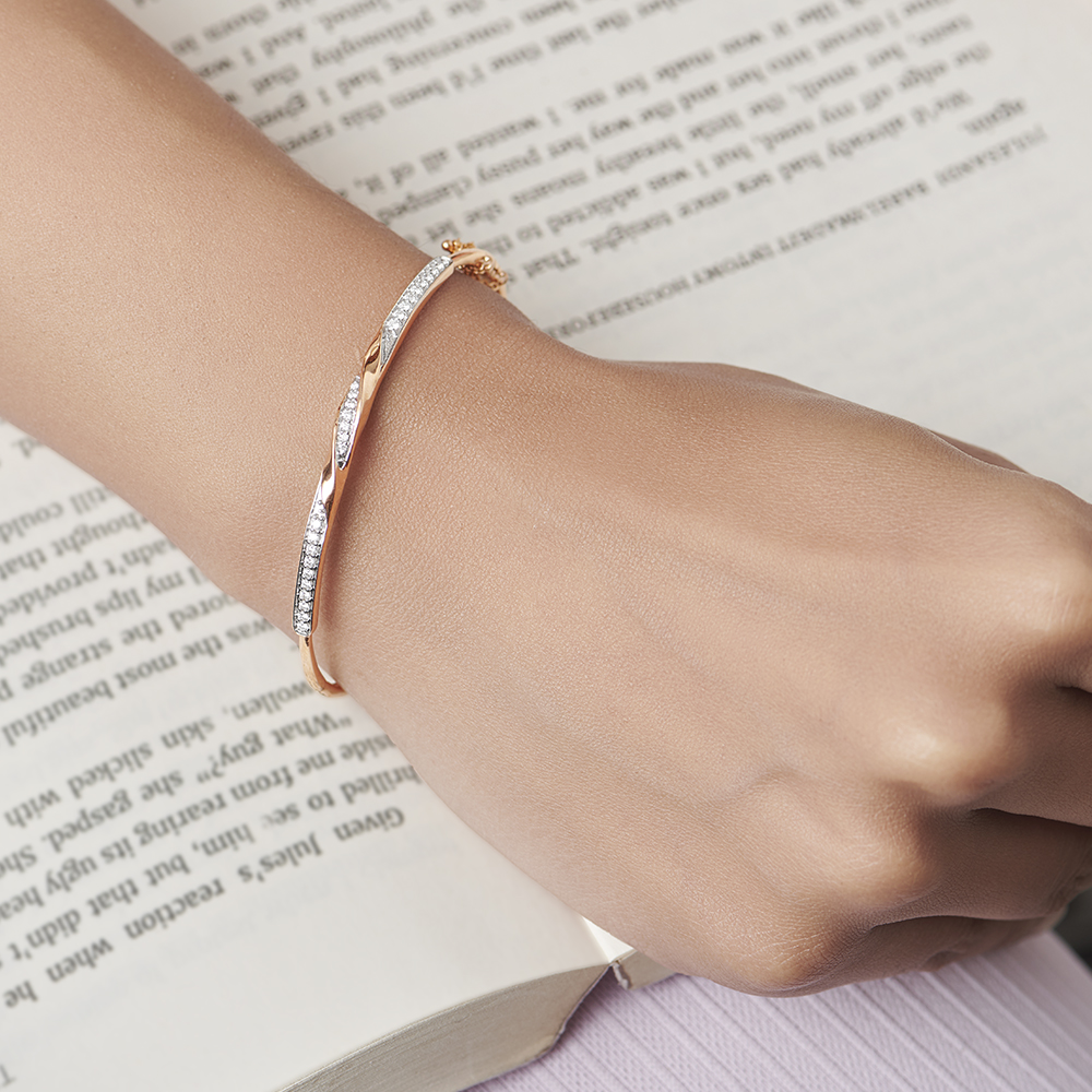 Streamline Shine Diamond Bangle,,hi-res image number null