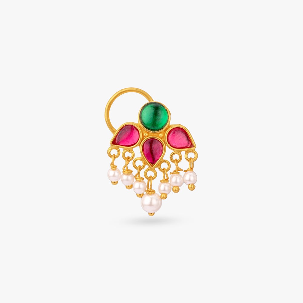 

Radiant Charm Gold Nose Pin