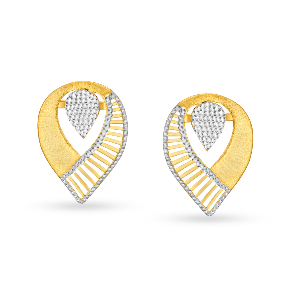 Lavish Leaf Motif Gold Pendant and Earrings Set For Kids,,hi-res image number null